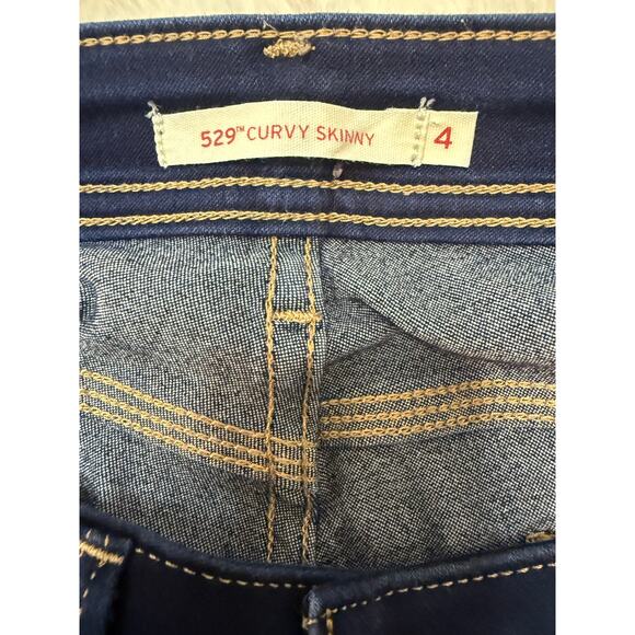 Levi's Straight Leg 529 Curvy/Skinny Jeans in Dark Wash - Picture 4 of 4